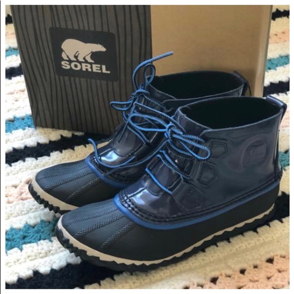 Sorel Out N About Rain Boots 9.5